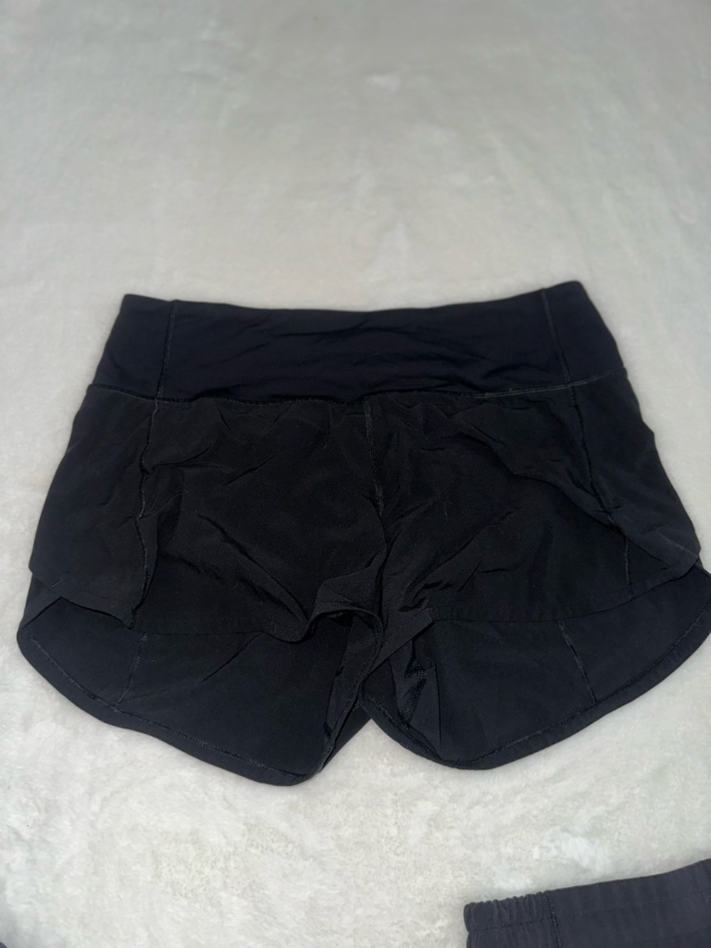 Lululemon SPEED UP SHORT LONG *4" UPDATED FIT